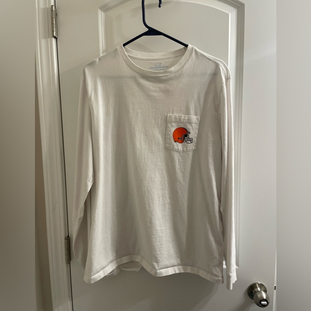 GUC vineyard vines NFL Cleveland Browns l/s t-shirt - Picture 2 of 3